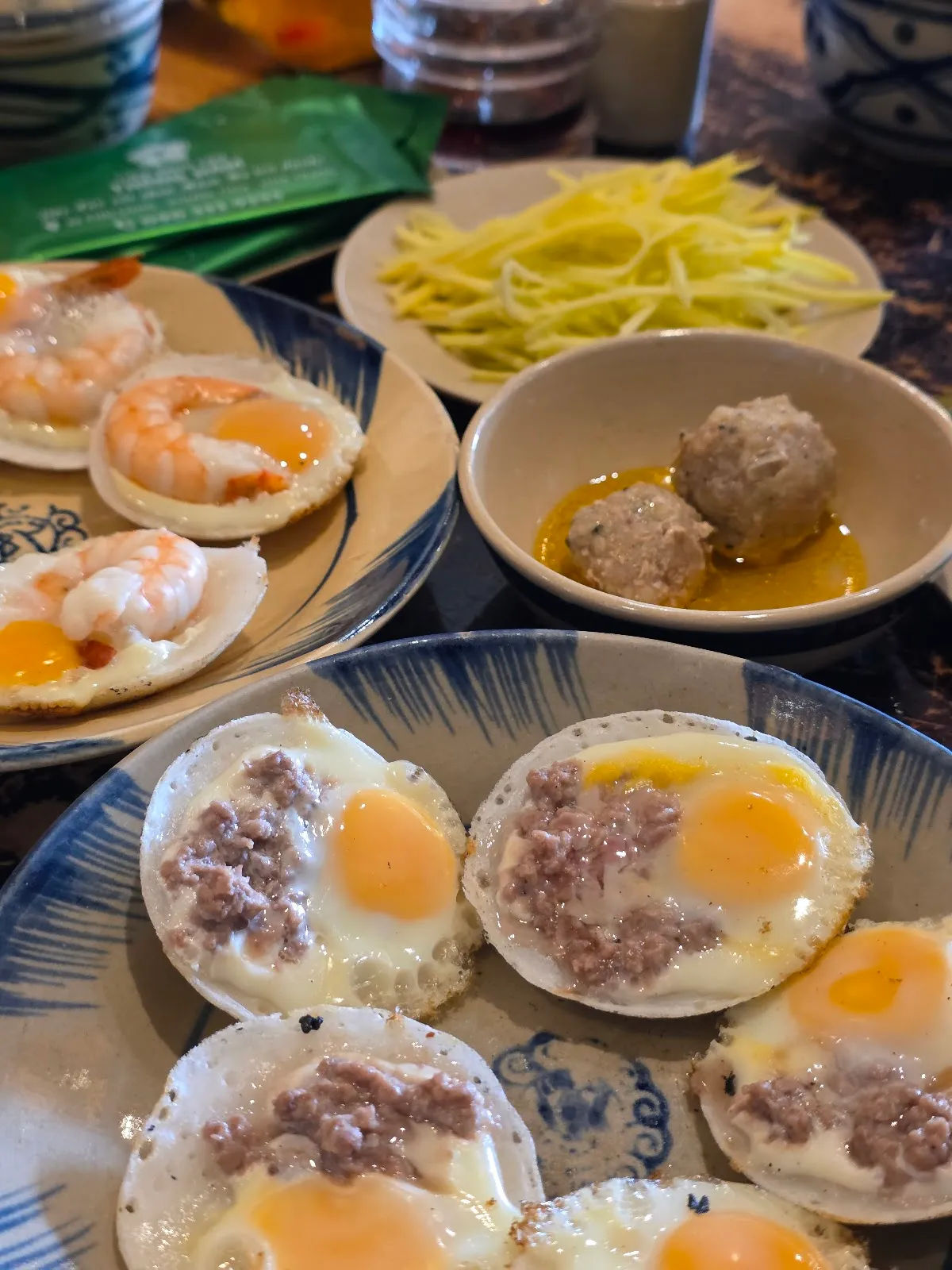 Tiệm Bánh Căn Tháng Năm — ảnh tham khảo 1