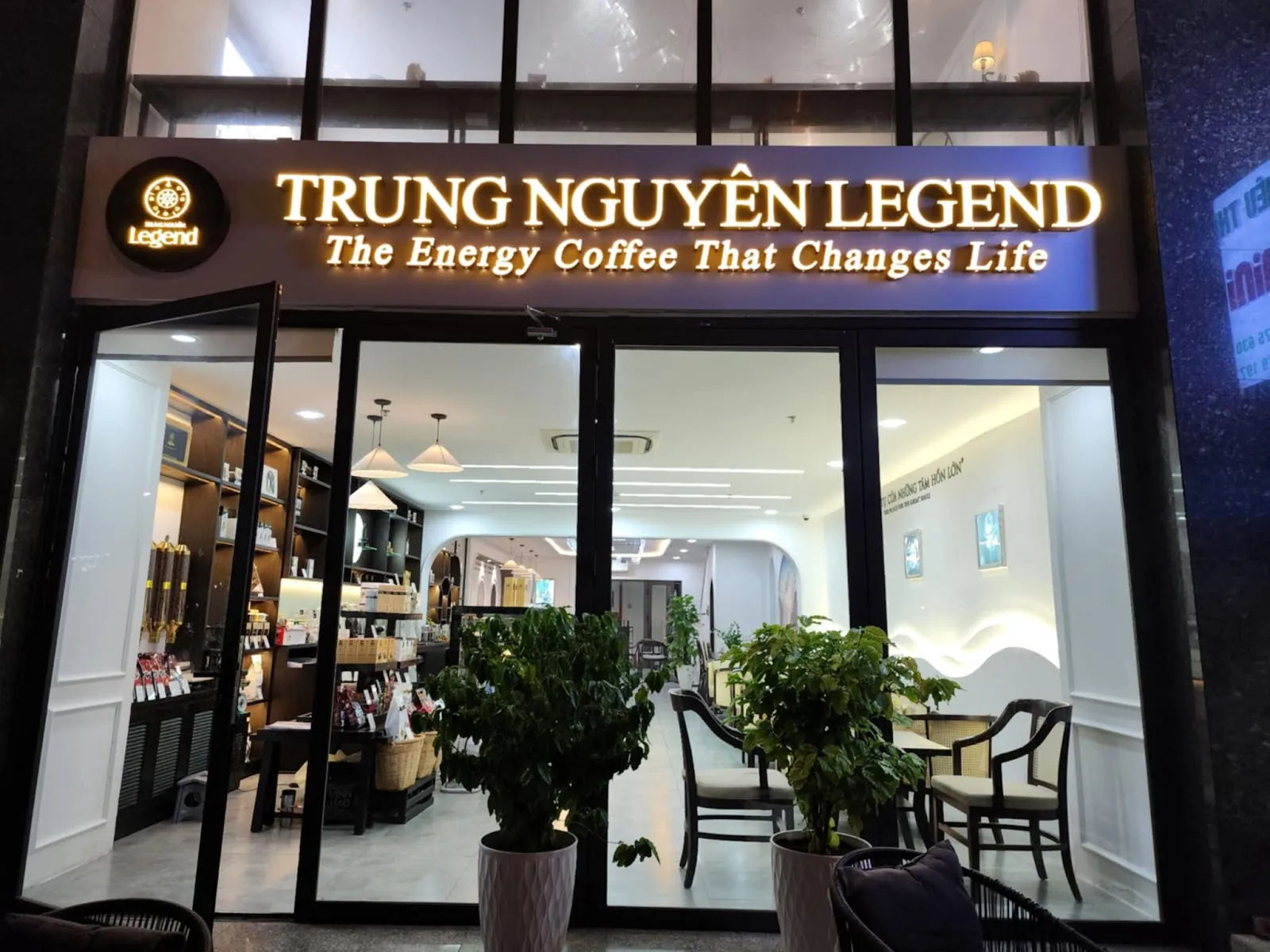 Trung Nguyên Legend — đường 19/5 — ảnh tham khảo 1
