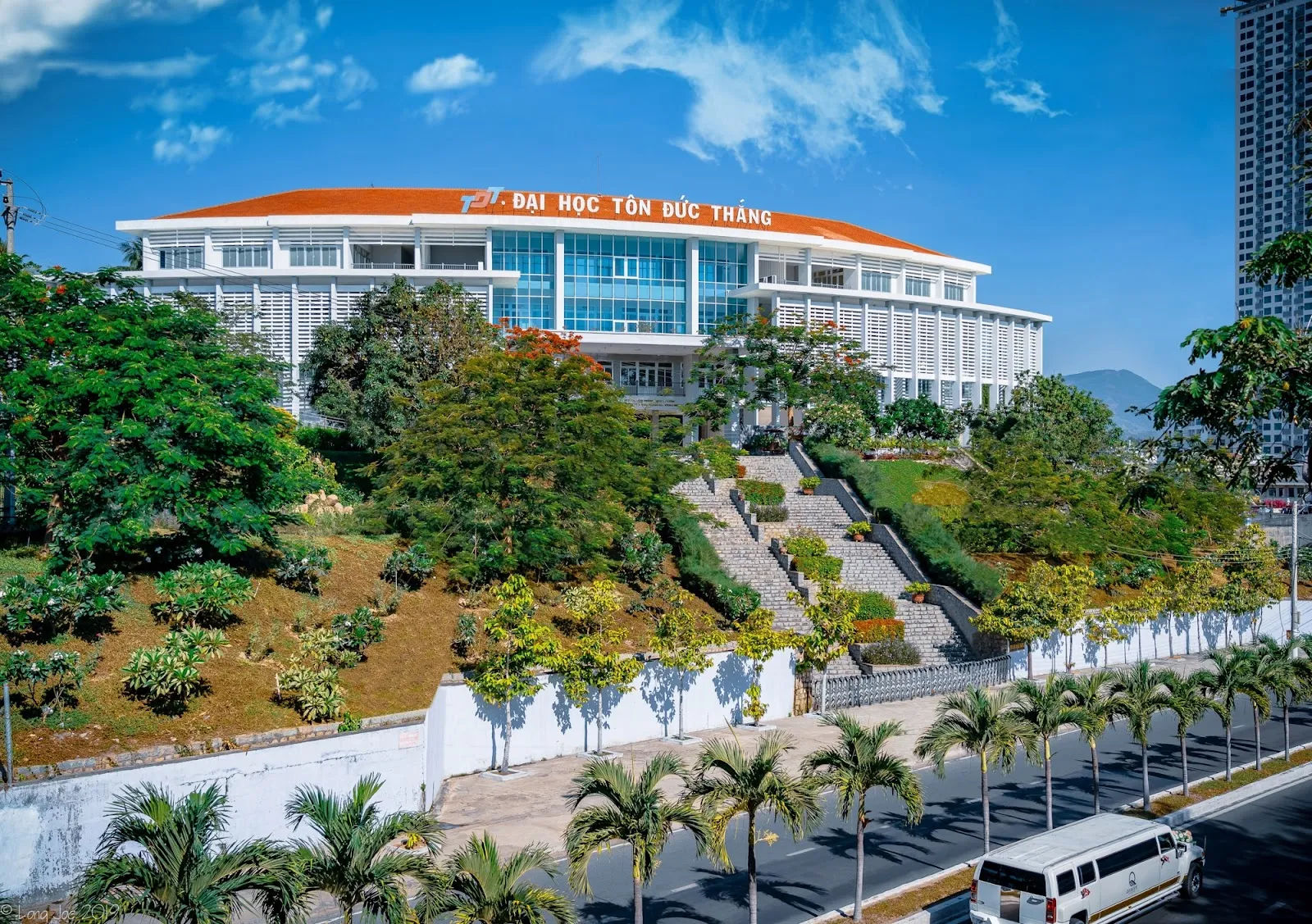 Trung tâm Việt Nam học — ĐH Tôn Đức Thắng, phân hiệu Khánh Hoà — ảnh tham khảo 1