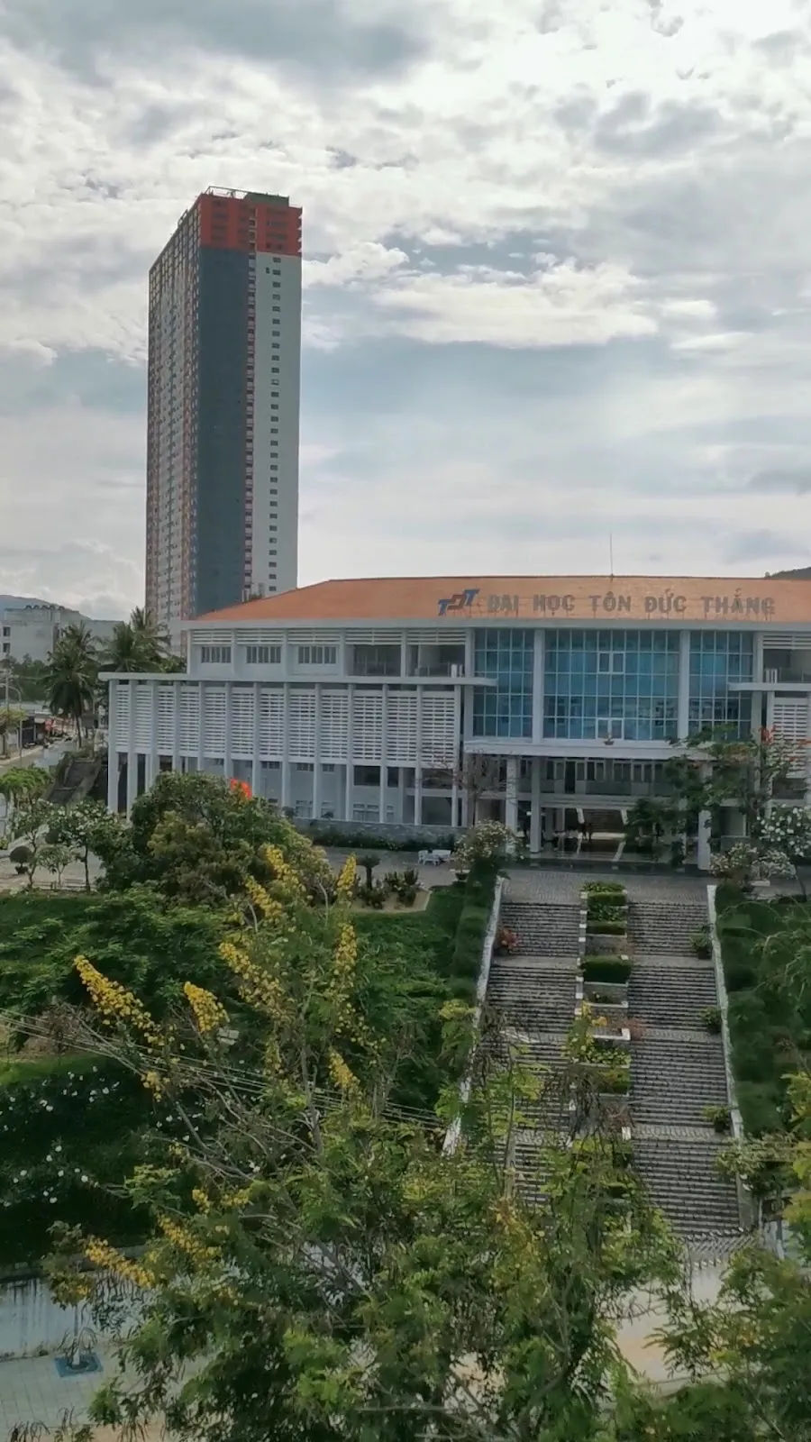 Trung tâm Việt Nam học — ĐH Tôn Đức Thắng, phân hiệu Khánh Hoà — ảnh tham khảo 2