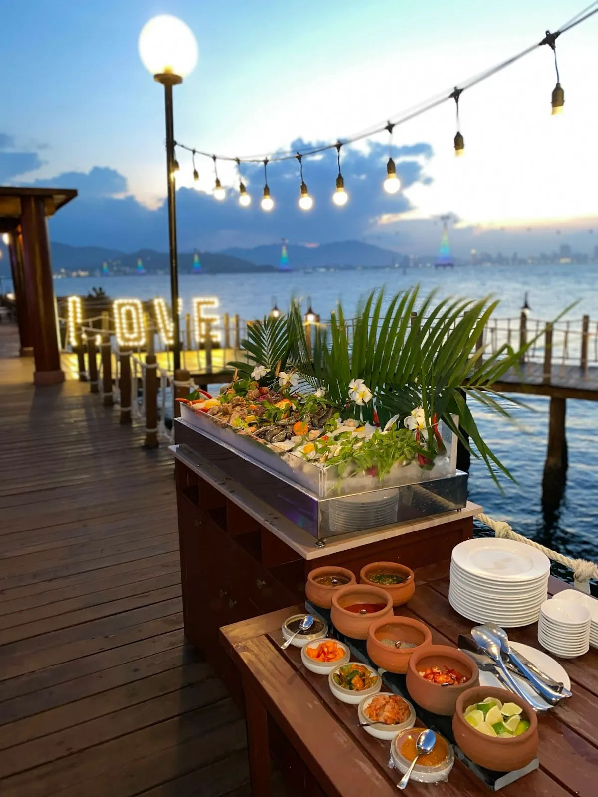 Wave Bar (Hòn Tre) — ảnh tham khảo 2