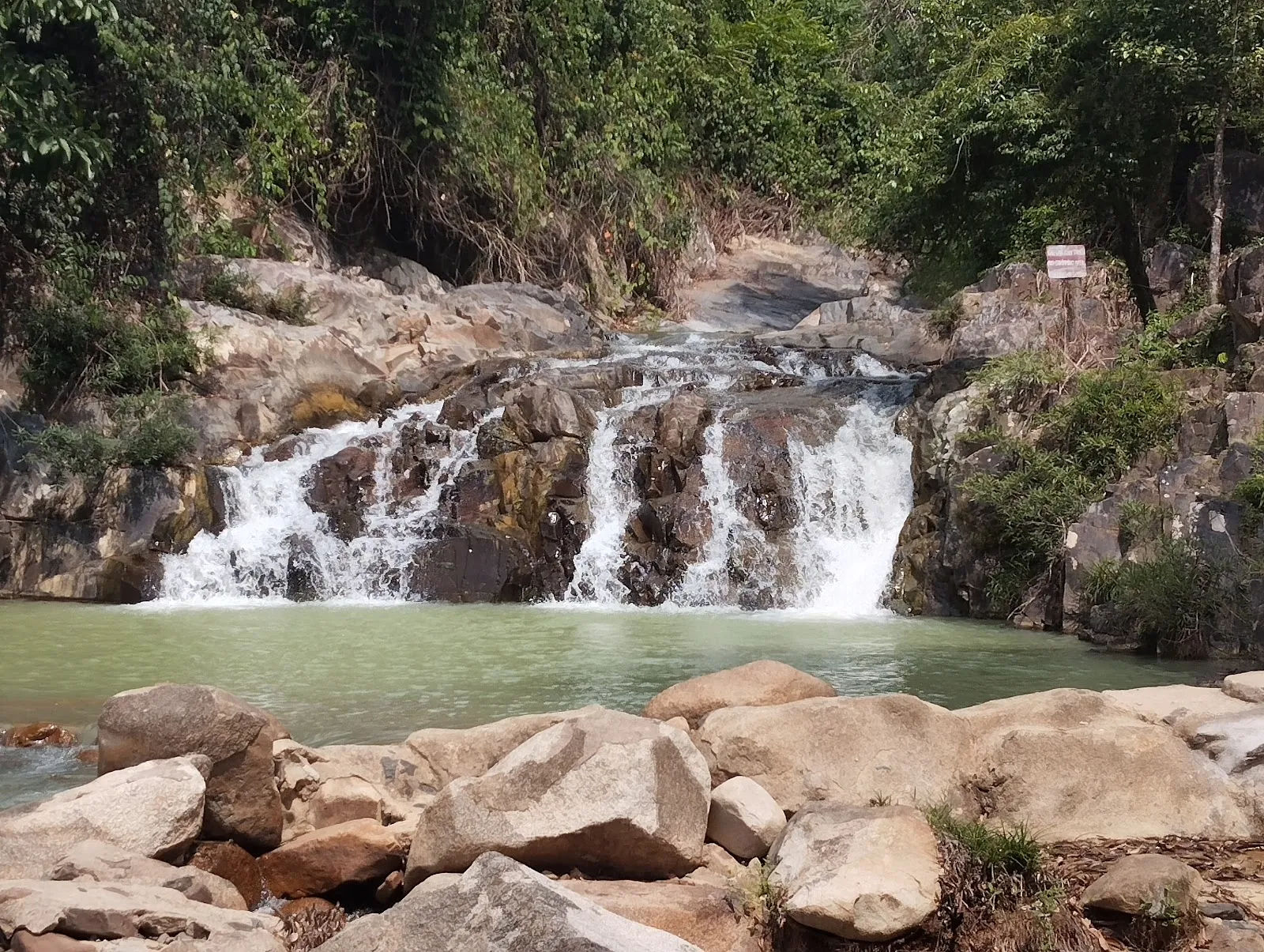 Thác Yang Bay — ảnh tham khảo 2