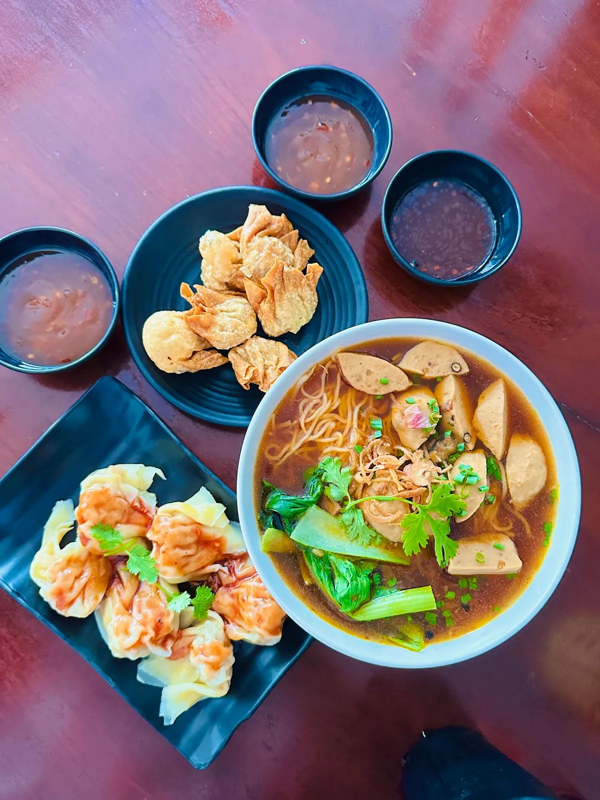Phúc Miêu — Trịnh Phong — ảnh tham khảo 2