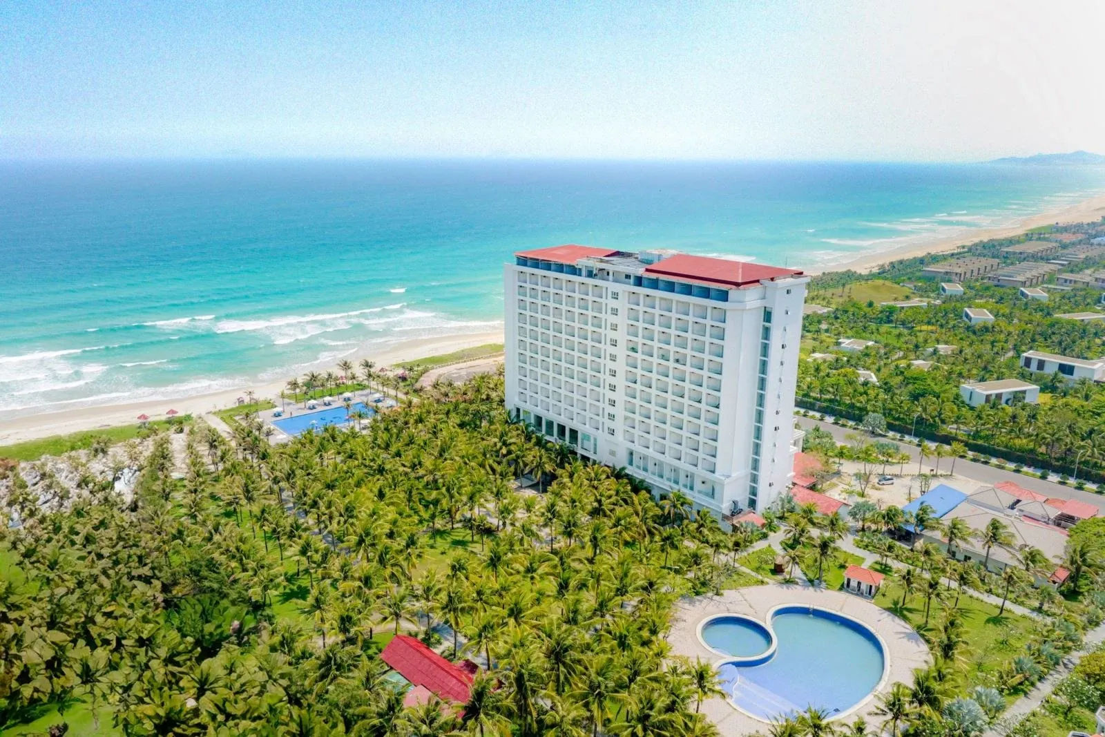 Ocean Waves Resort Cam Ranh — ảnh 1