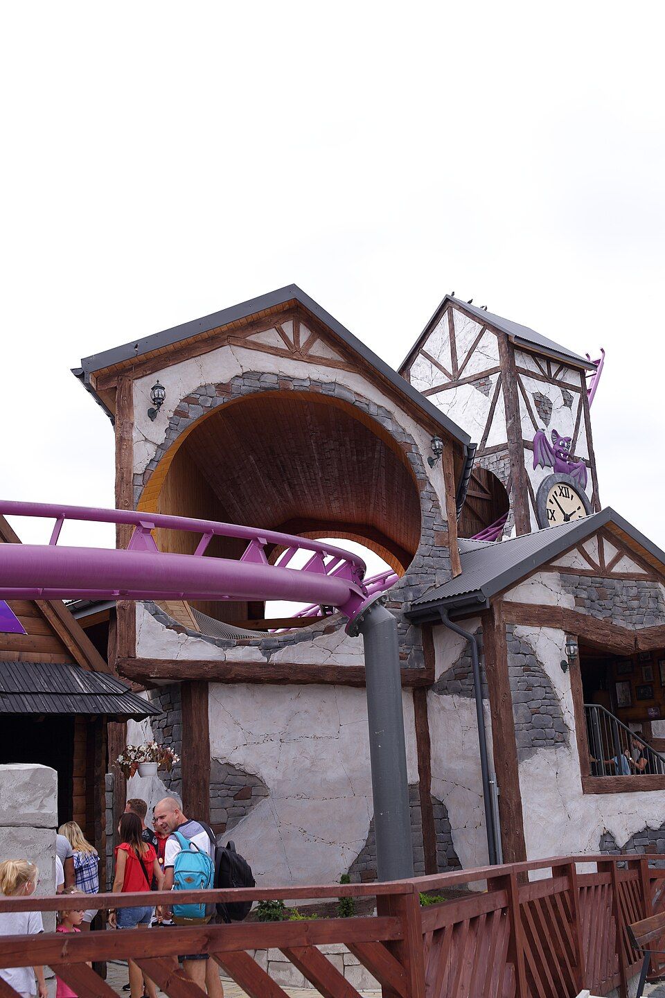 Photo 1