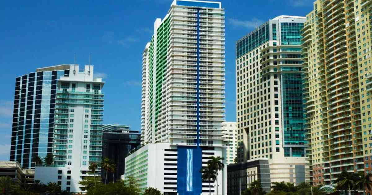 The Club at Brickell Bay Condos in Brickell, Miami, FL