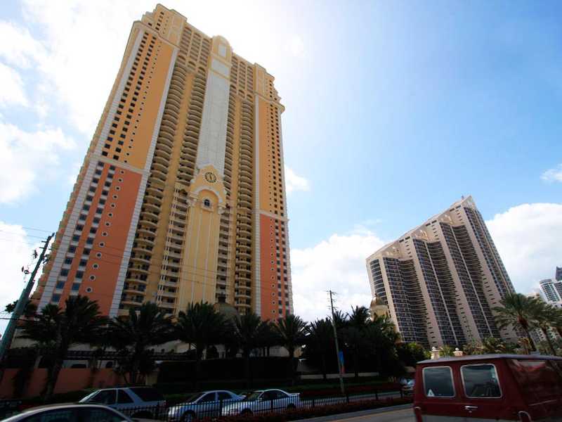 Acqualina Ocean Residences