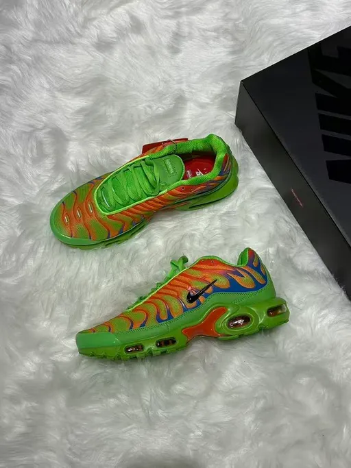Supreme/Nike TN Shoes Green