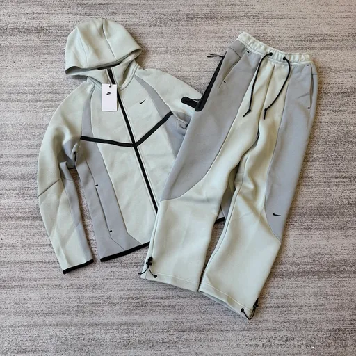 Nike New Tech Fleece (Grey)