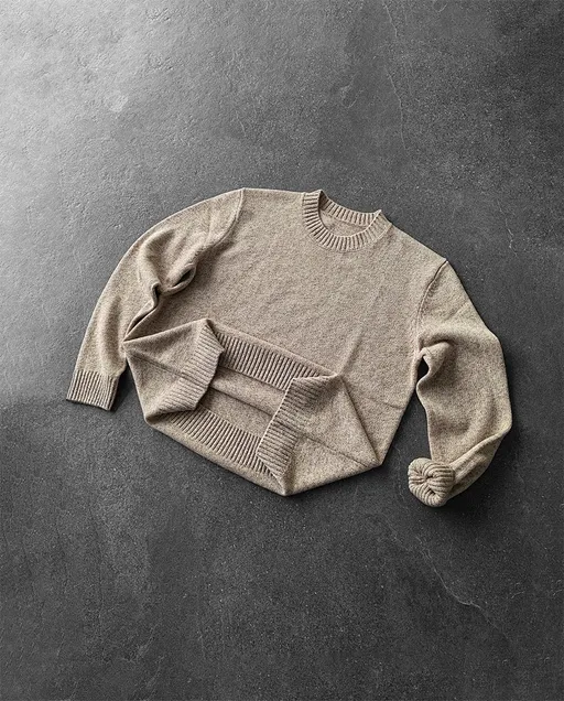 Mobius Wool Knit
