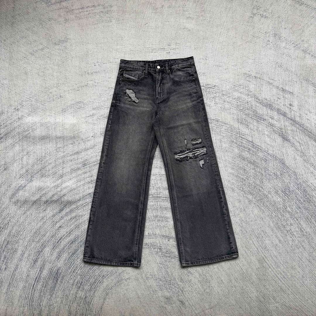 Fyredwrld jeans