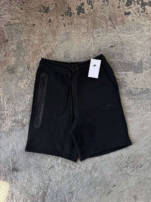 Шорты Nike Tech Fleece — чёрные