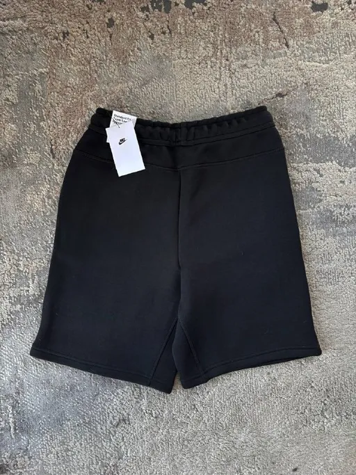 Шорты Nike Tech Fleece — чёрные