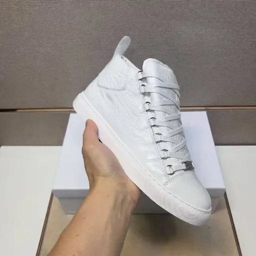 Balenciaga Arena — Белые