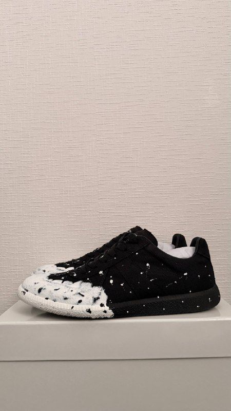 Maison Margiela Replica GAT