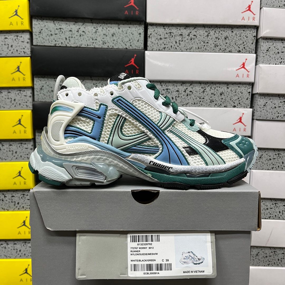 Balenciaga Runner 7.5 Белый/Зелёный