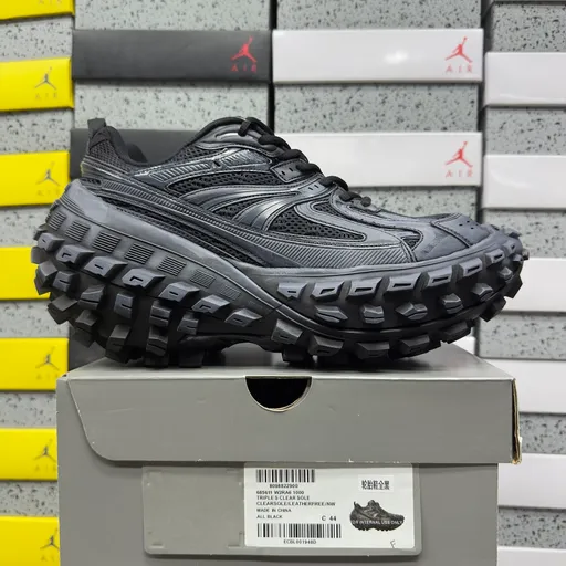 Balenciaga Defender Black/Grey
