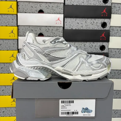 Balenciaga Runner 7.0 Белый/Серебристый