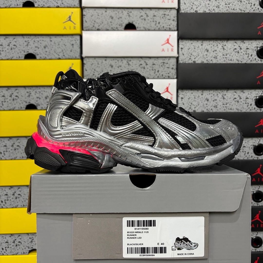 Balenciaga Runner 7.5 LED Чёрный/Серебристый