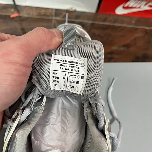 Balenciaga Track 3.0 Серебристый