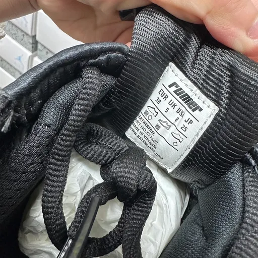 Balenciaga Runner 7.0 Чёрный/граффити