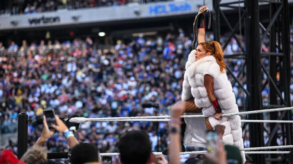 WOR: UFC deal, Hogan, Kross, WWE vs. AEW, RAW