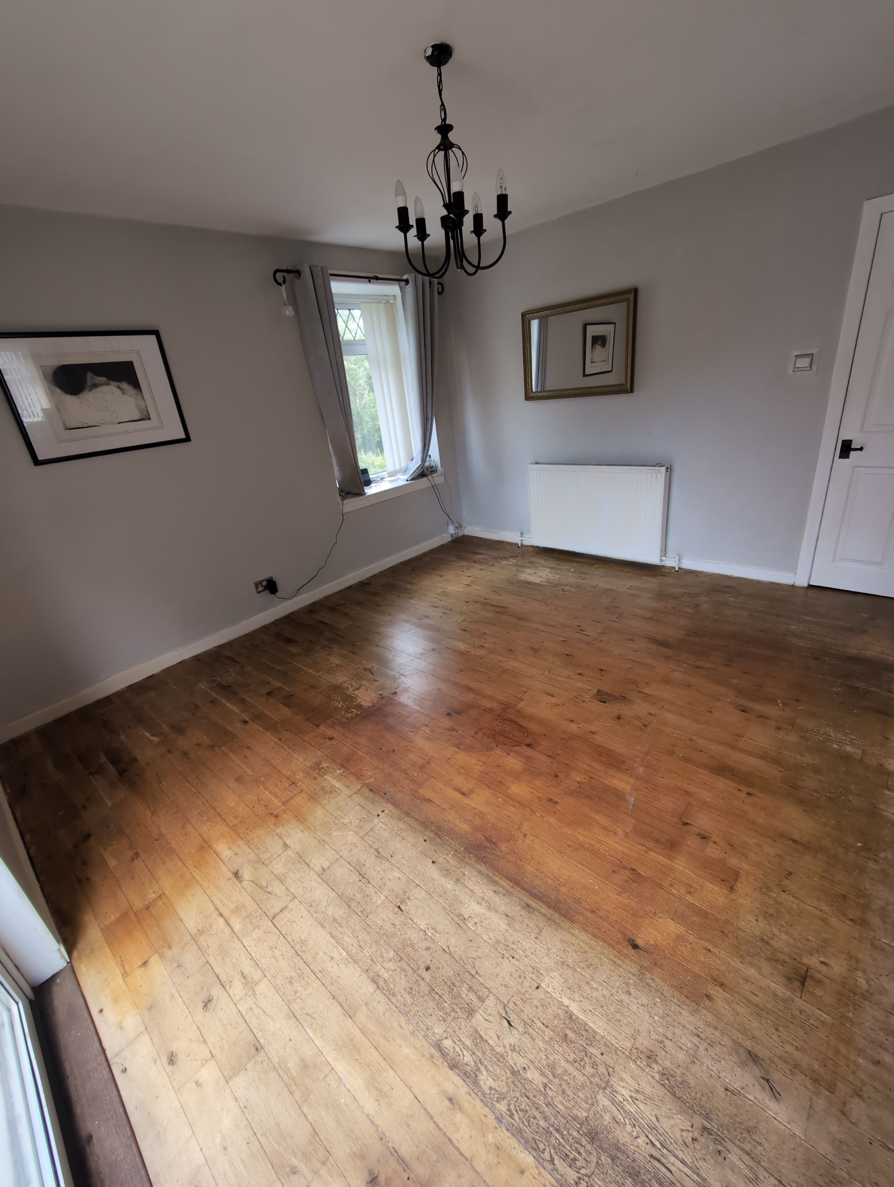 Before - Oak Floor in LivingRoom