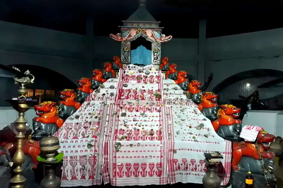 Dhekiakhowa Bornamghar