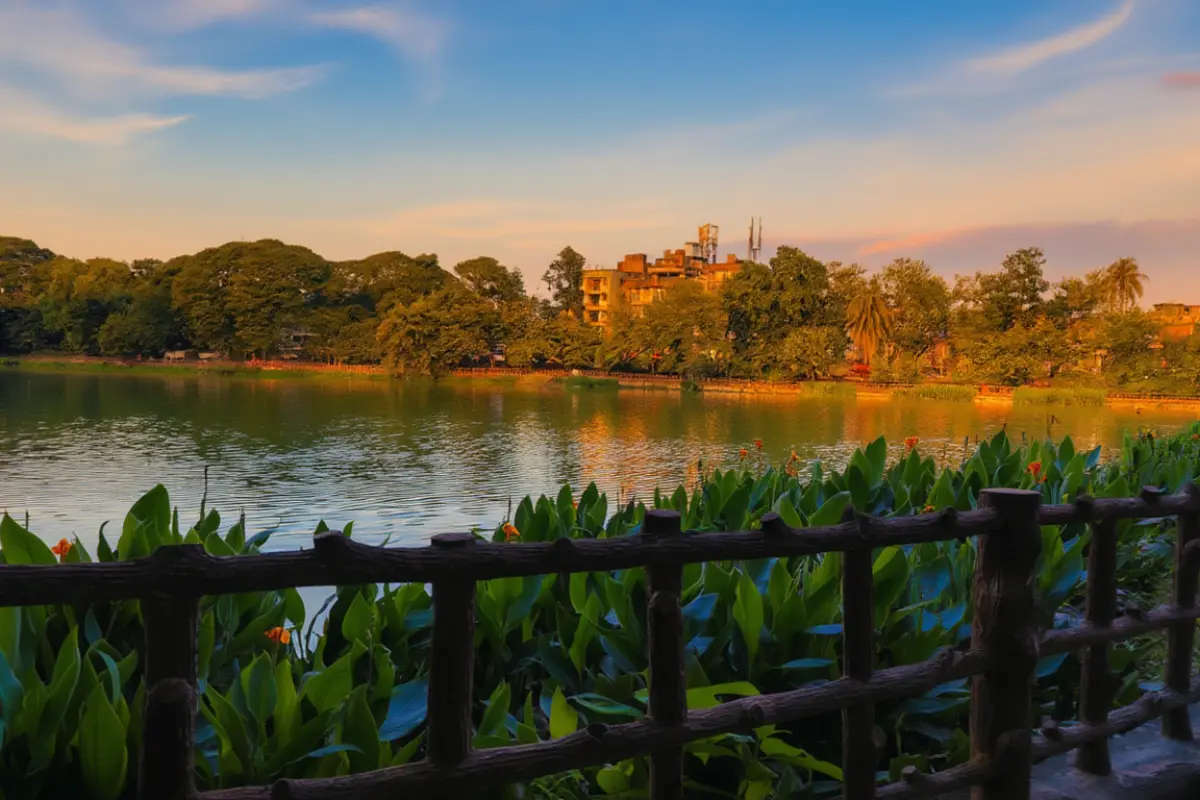 Dighali Pukhuri Park