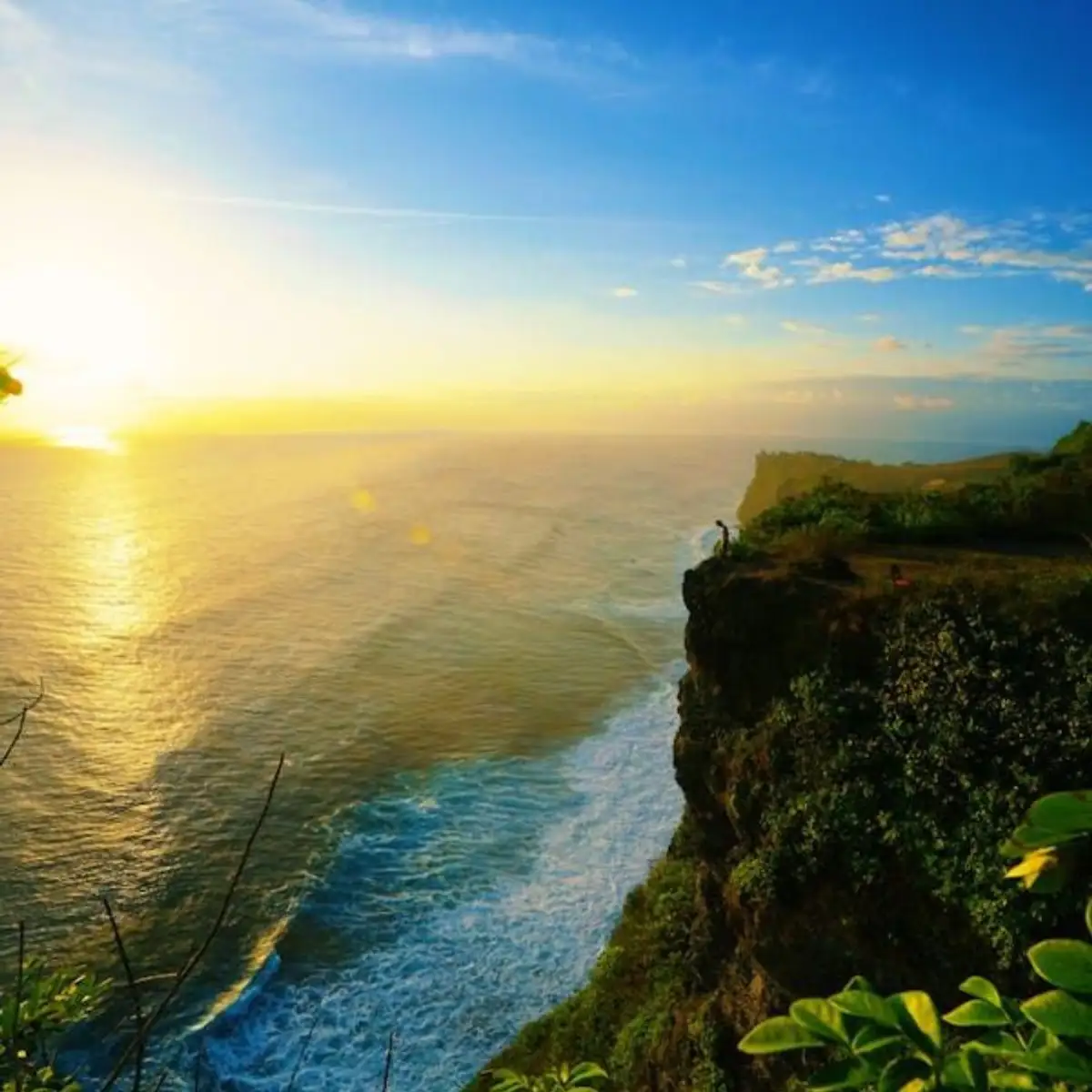 Uluwatu Cliff Temple overlooking the Indian Ocean during a stunning Bali sunset