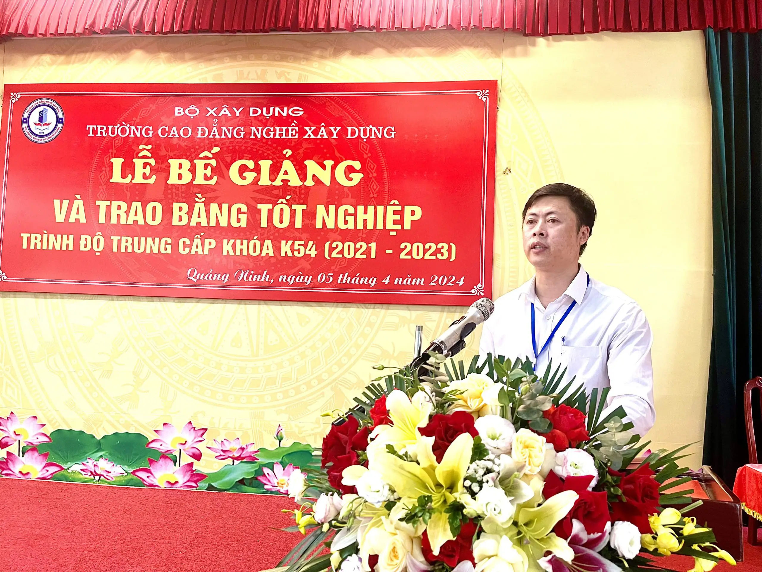 Bằng Tốt Nghiệp Trung Cấp Nghề Cánh Cửa Mở Ra Cơ Hội Nghề Nghiệp