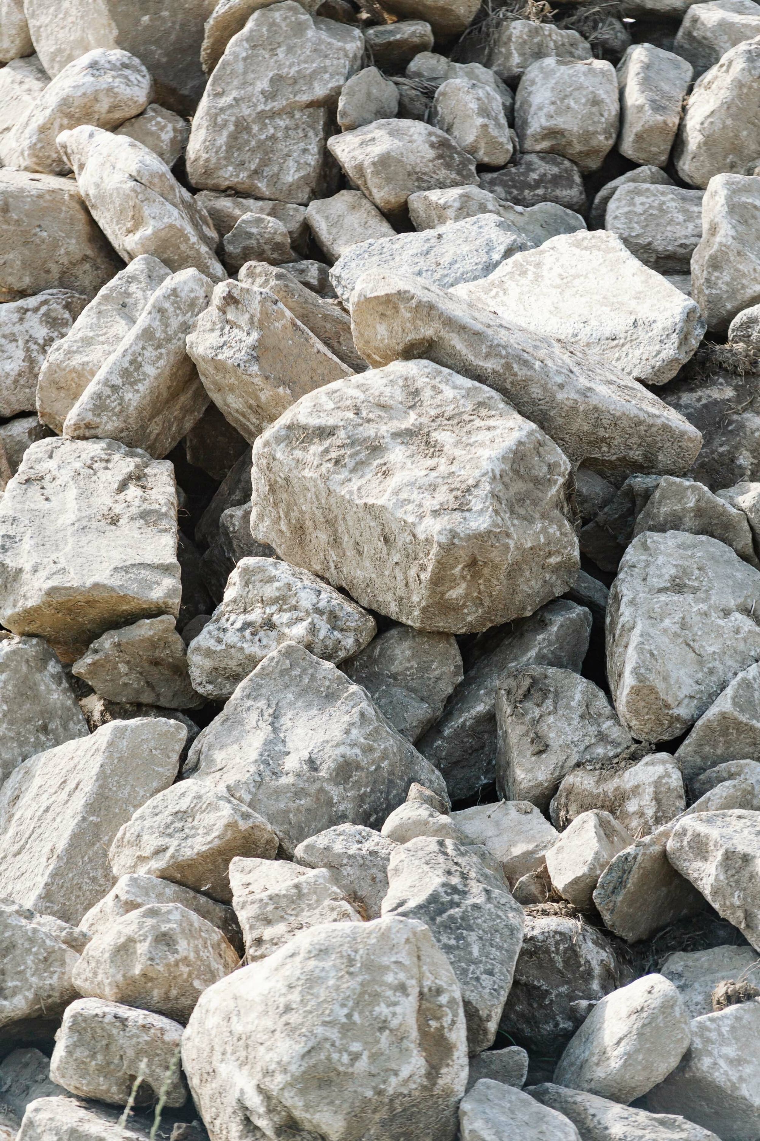 Close up detail shots of stones.