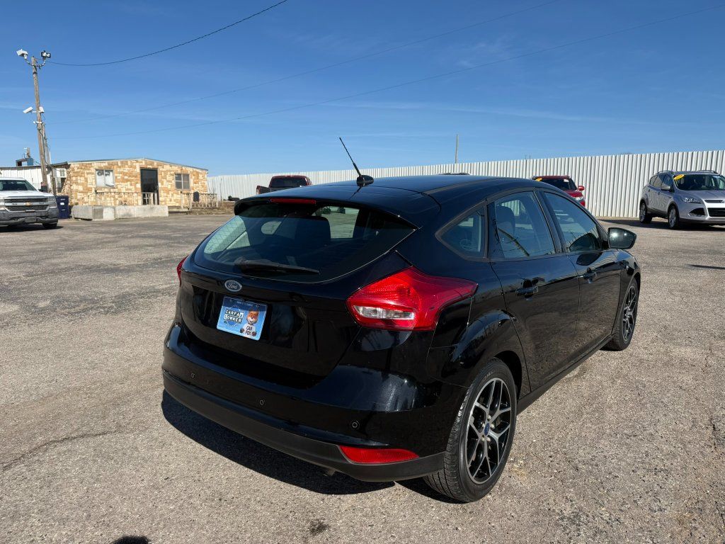 2017 Ford Focus SEL - Photo 6