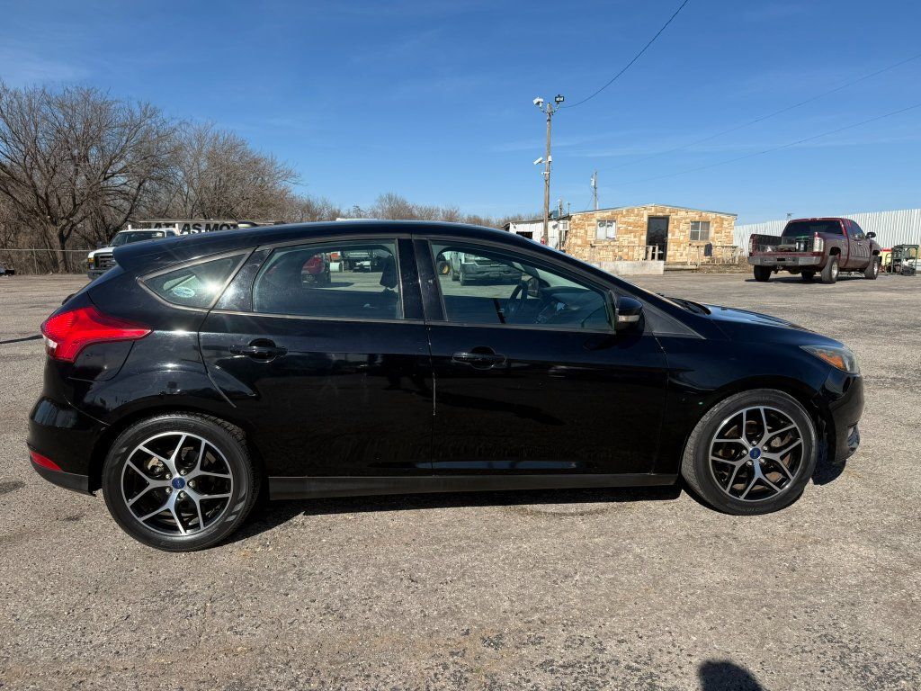 2017 Ford Focus SEL - Photo 8
