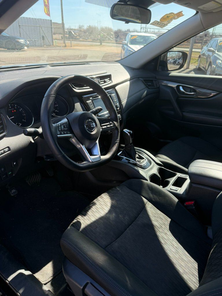 2019 Nissan Rogue S - Photo 12