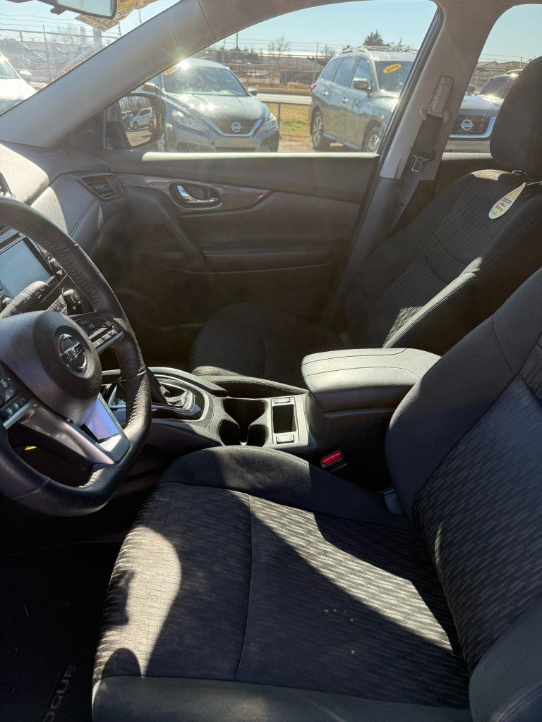 2019 Nissan Rogue S - Photo 17