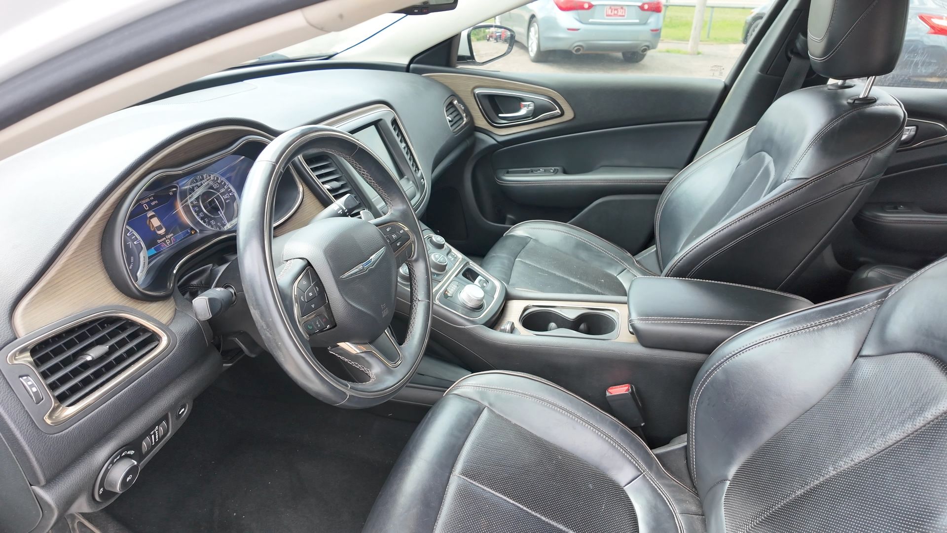2015 Chrysler 200 C in White - Photo 24