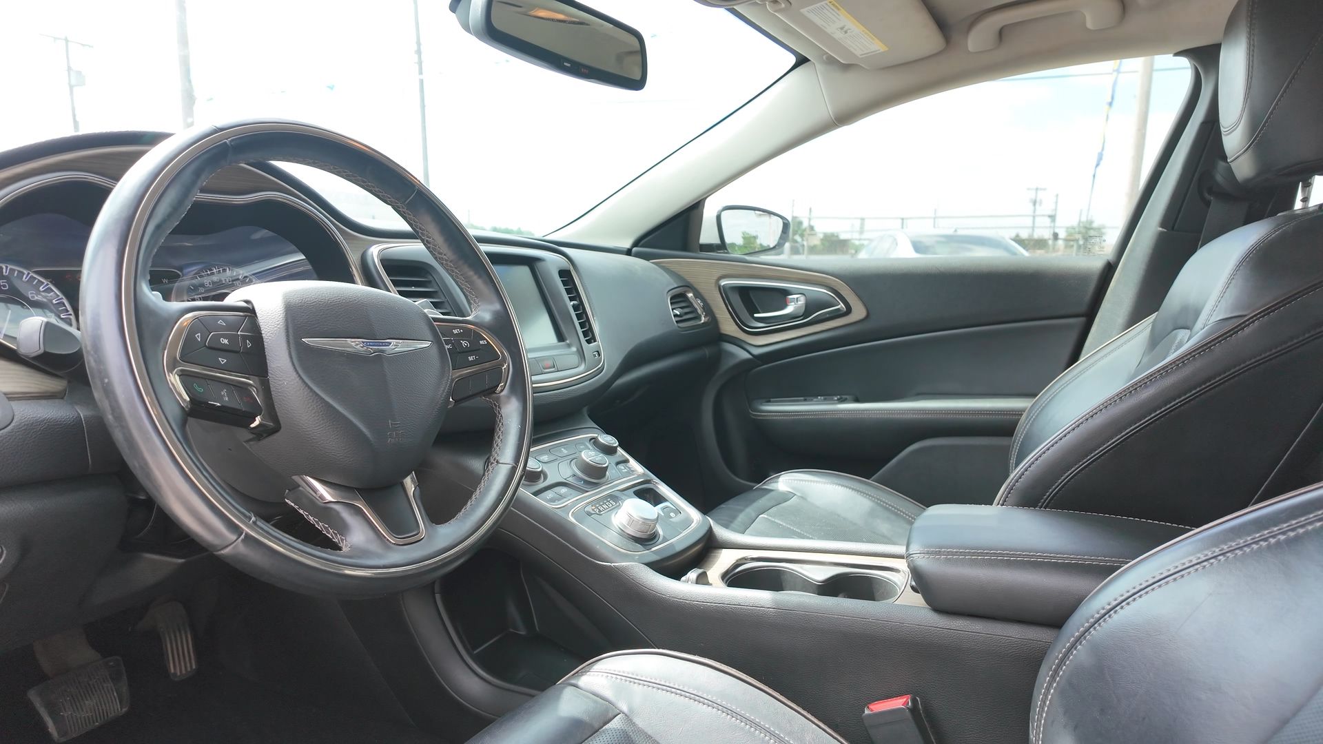 2015 Chrysler 200 C in White - Photo 2