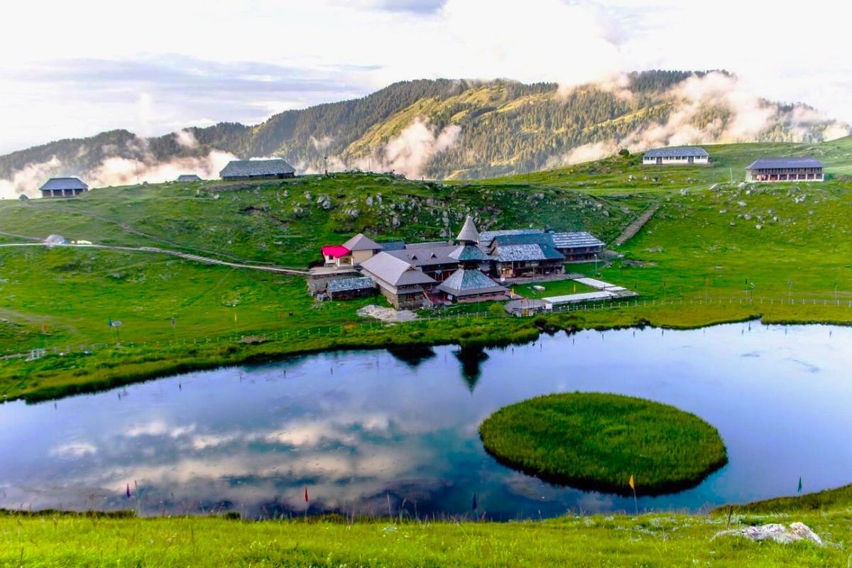 Prashar Lake