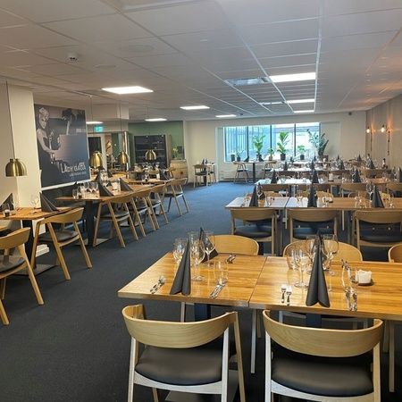 Restaurant Piano Man