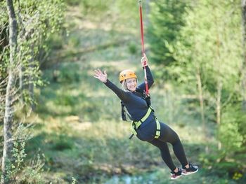 Höghöjdsbana med zipline