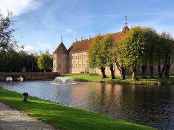 Voergaards Vogter: Rundvisning