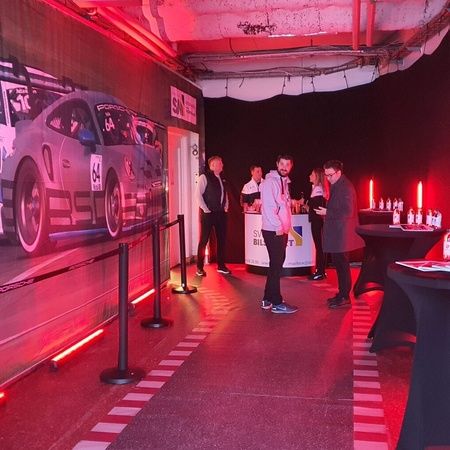 Evententrén med Uteterrass & Utebar