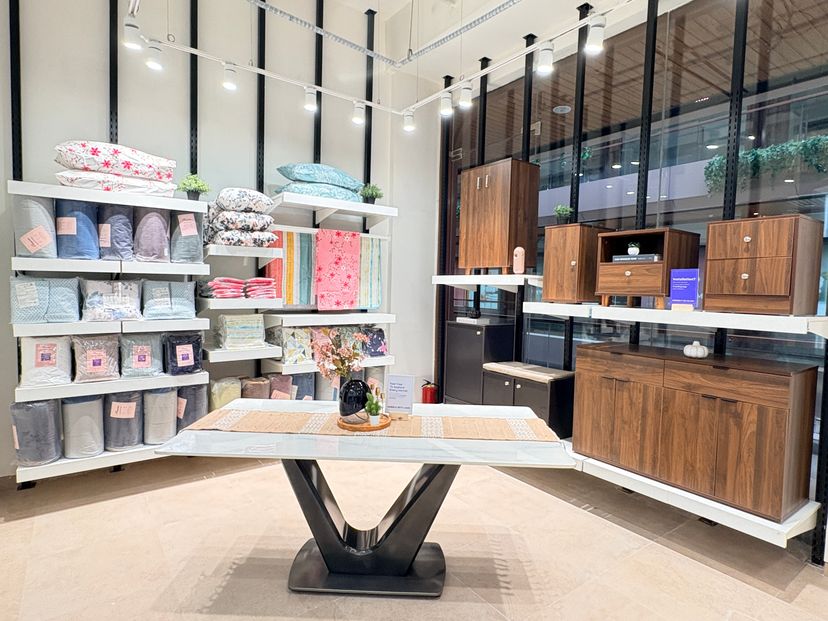 consumer-react/store-locator/store/P008/M3M_Route_65_Mall_Gurugram_P008_2.JPG