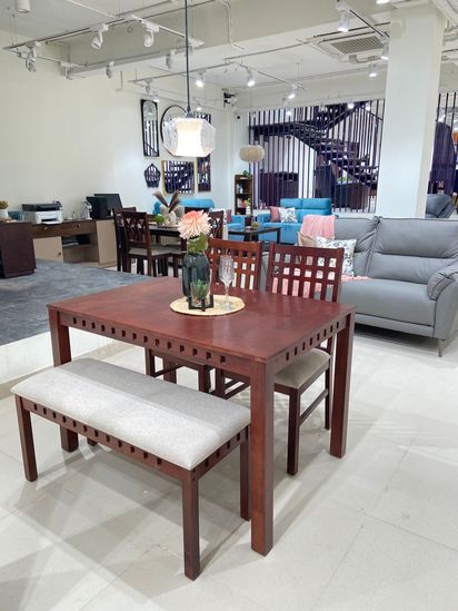 Visit the best furniture store in Kirti Nagar Delhi Wakefit