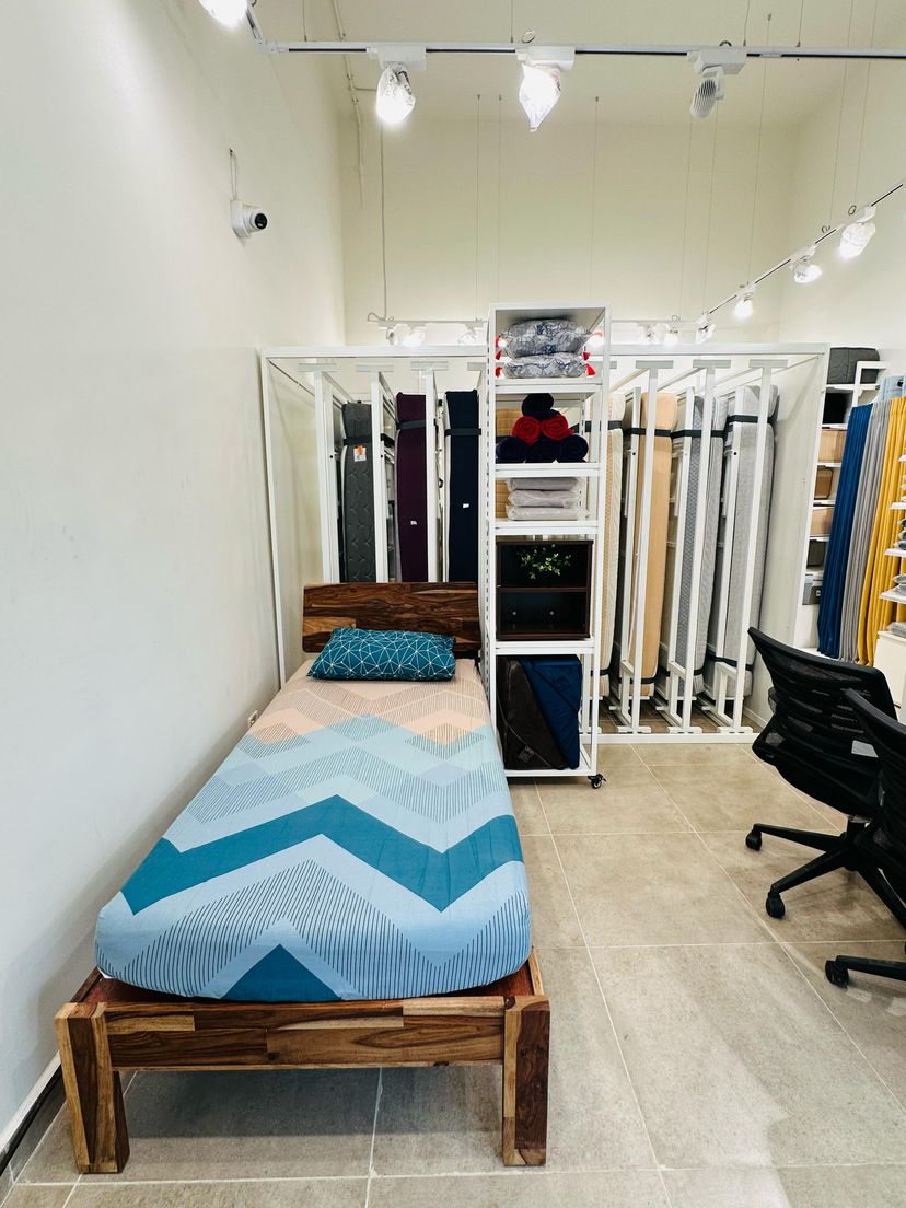 consumer-react/store-locator/store/S003/Wakefit_Furniture_store_Kadapa_Bed.jpeg