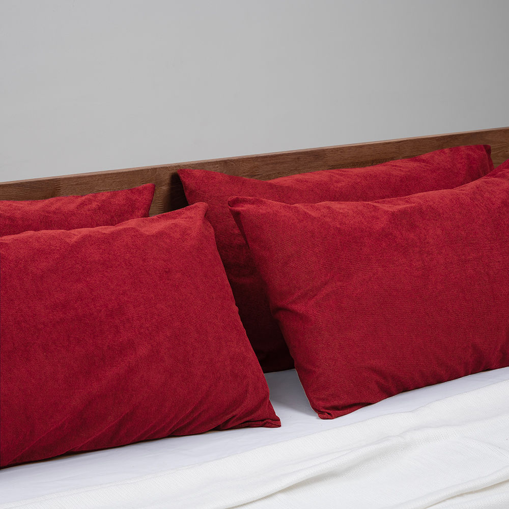 Wakefit Waterproof Pillow Protector | 28x18 in | Terry Cotton | Set of 4 | Maroon | Zipper Closure | 200 GSM | Washable | Super Soft