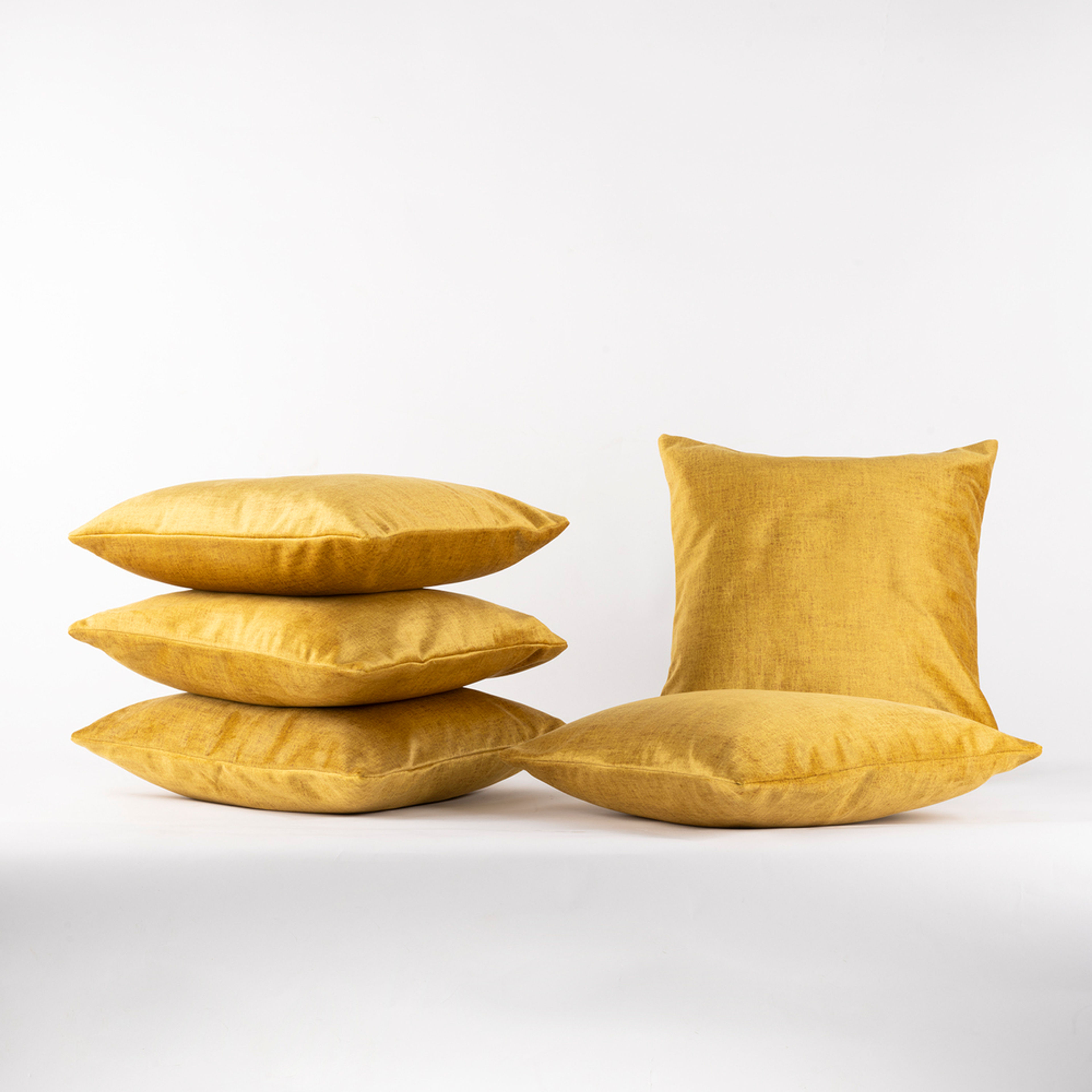 img/Premium_Cushion_Cover/Set5/Reflection/Yellow/5.jpg