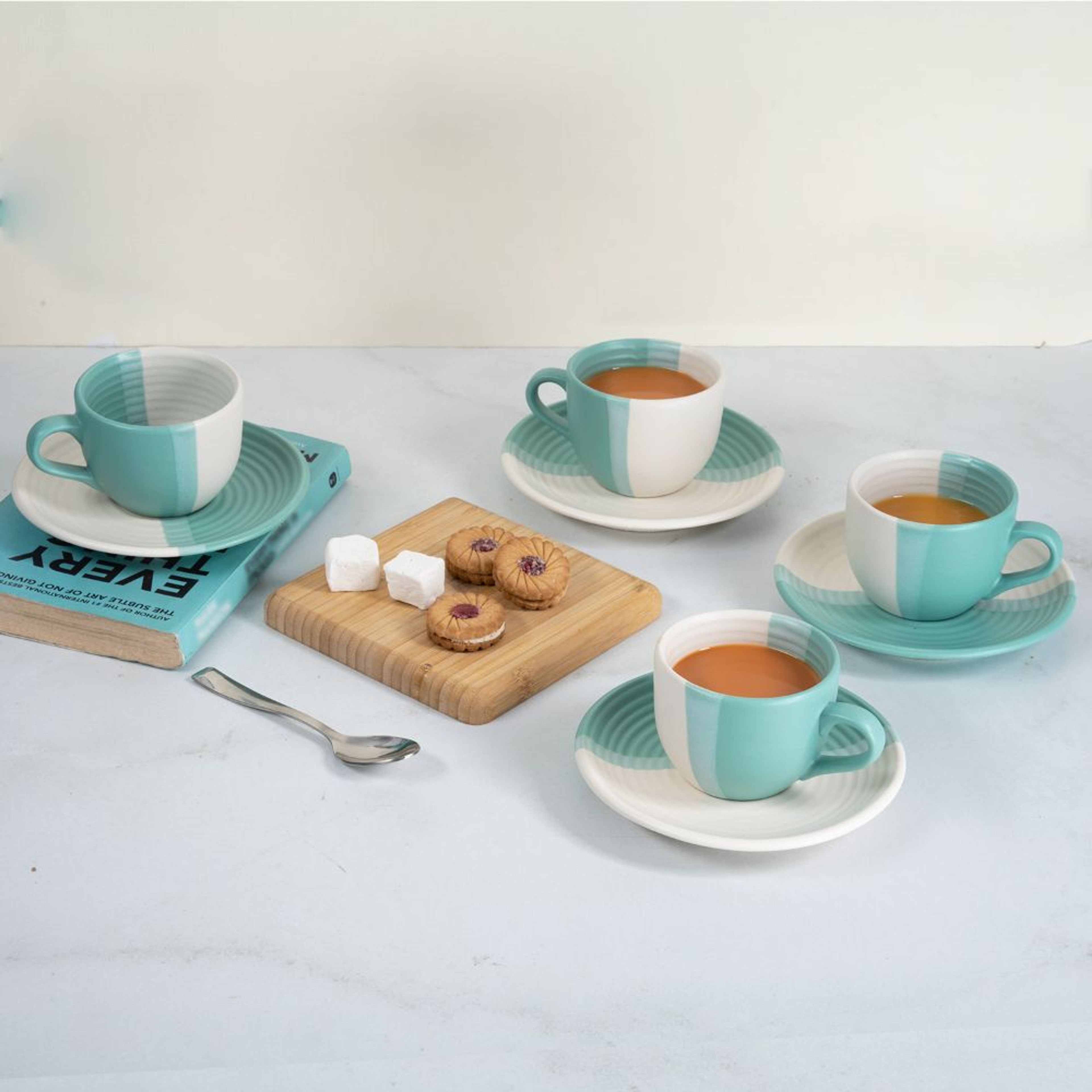 Polychrome multicolor cups and saucers set
