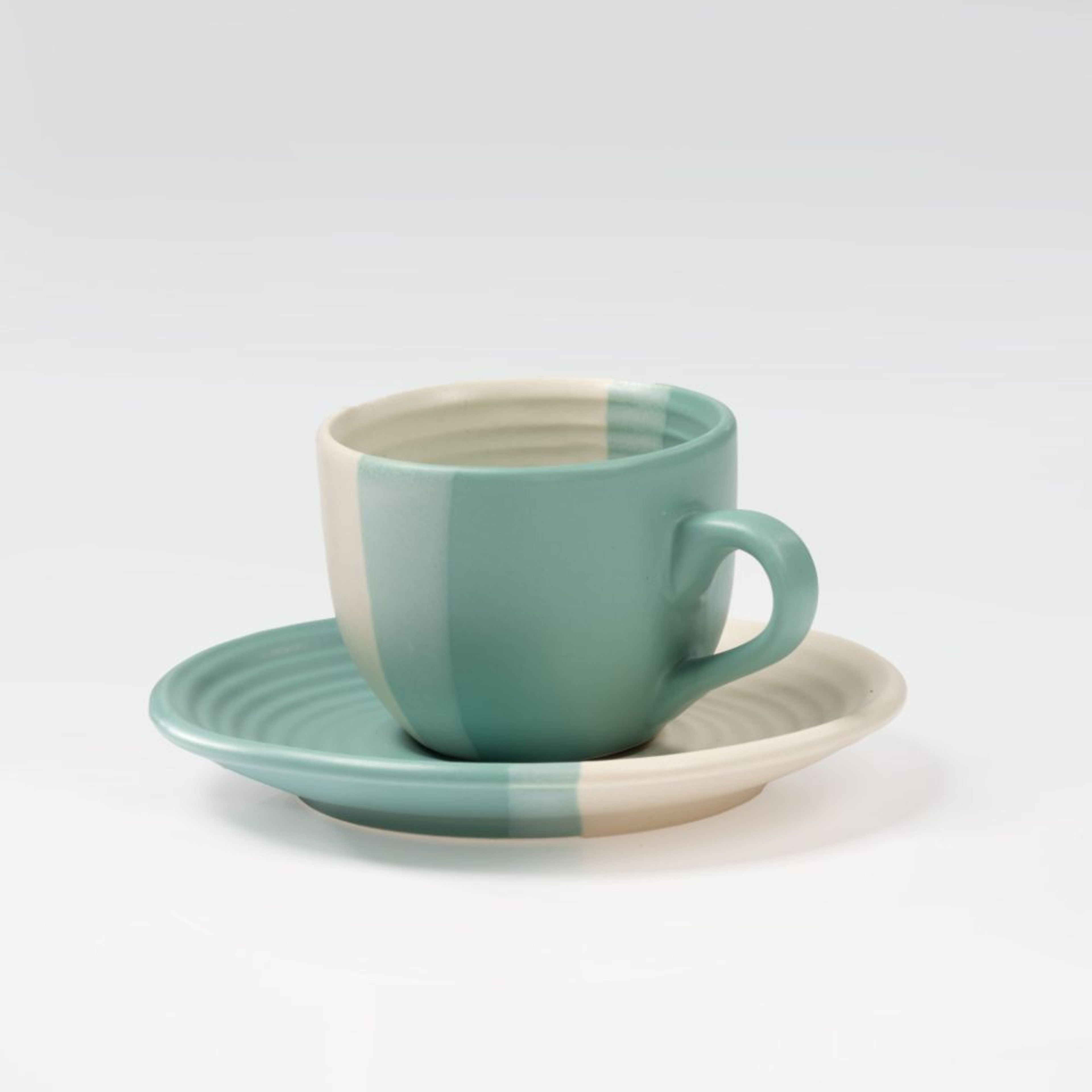 img/cupandsaucers/Polychrome/3.jpg